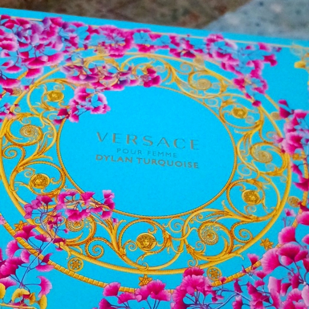 NWT Versace gift set